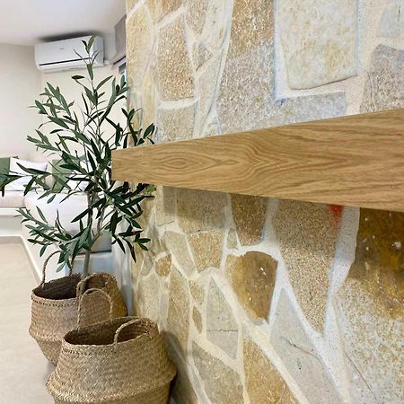 Villa Fleria Seaside Studios & Apts Gerani  Room photo